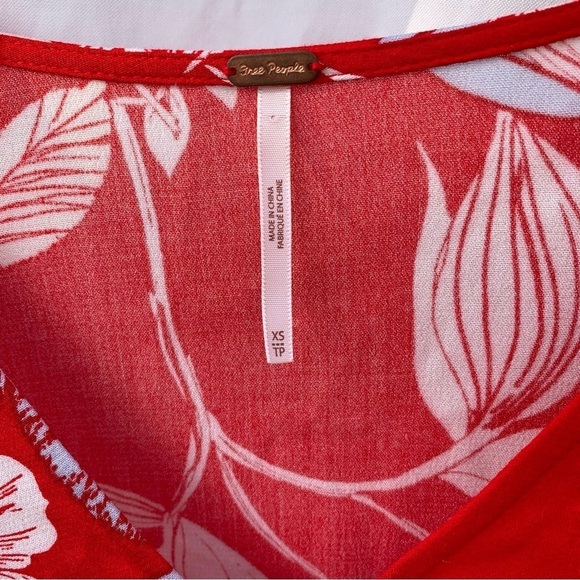 Free People Bella Red Floral Print Bohemian Flowy Tropical Tunic - Picture 5 of 10